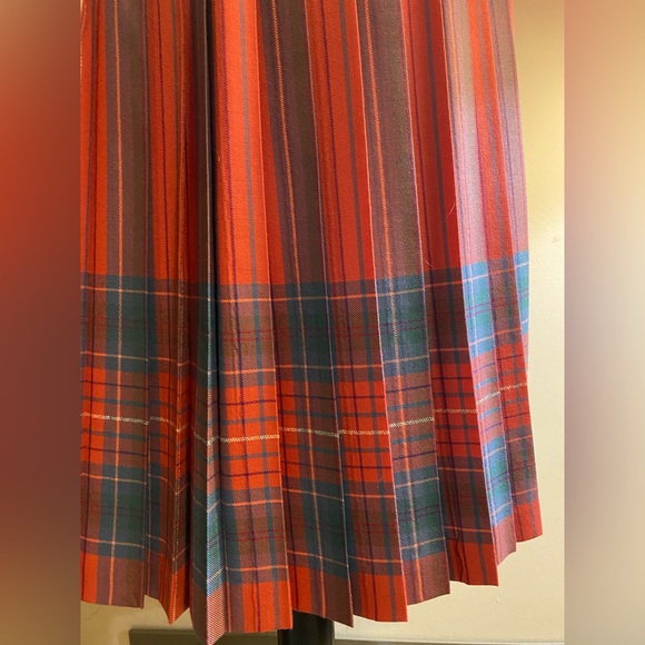 Al Jean vintage Womens wool skirt. Size 14. Made in Canada - Picture 2 of 5